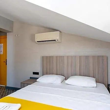 Erdem Hotel 2*